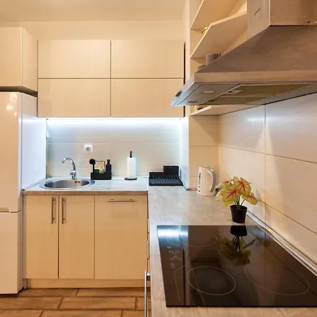 Apartment Six - Free Parking Belgrade